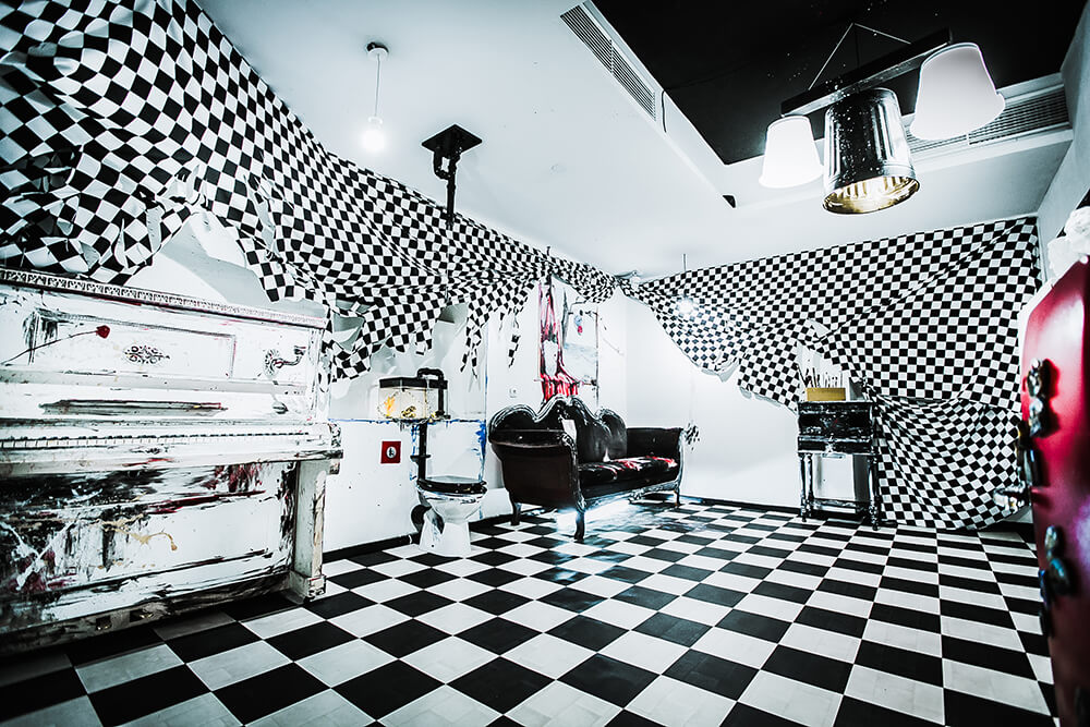 Nun ist der Künstler aus dem Haus und eure Zeit ist gekommen!